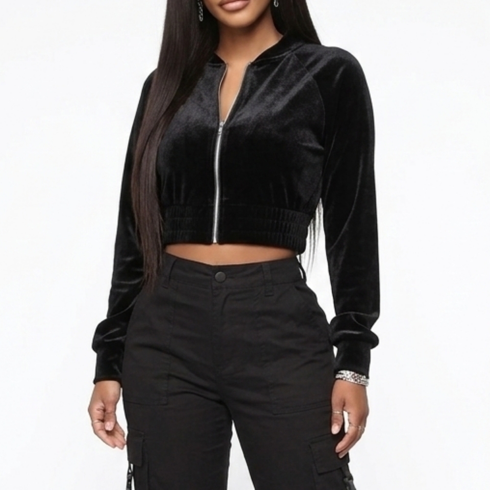 3/$20 TIC TOC Black Velvet Cropped Zip Up Bomber Jacket Womens Size Large
